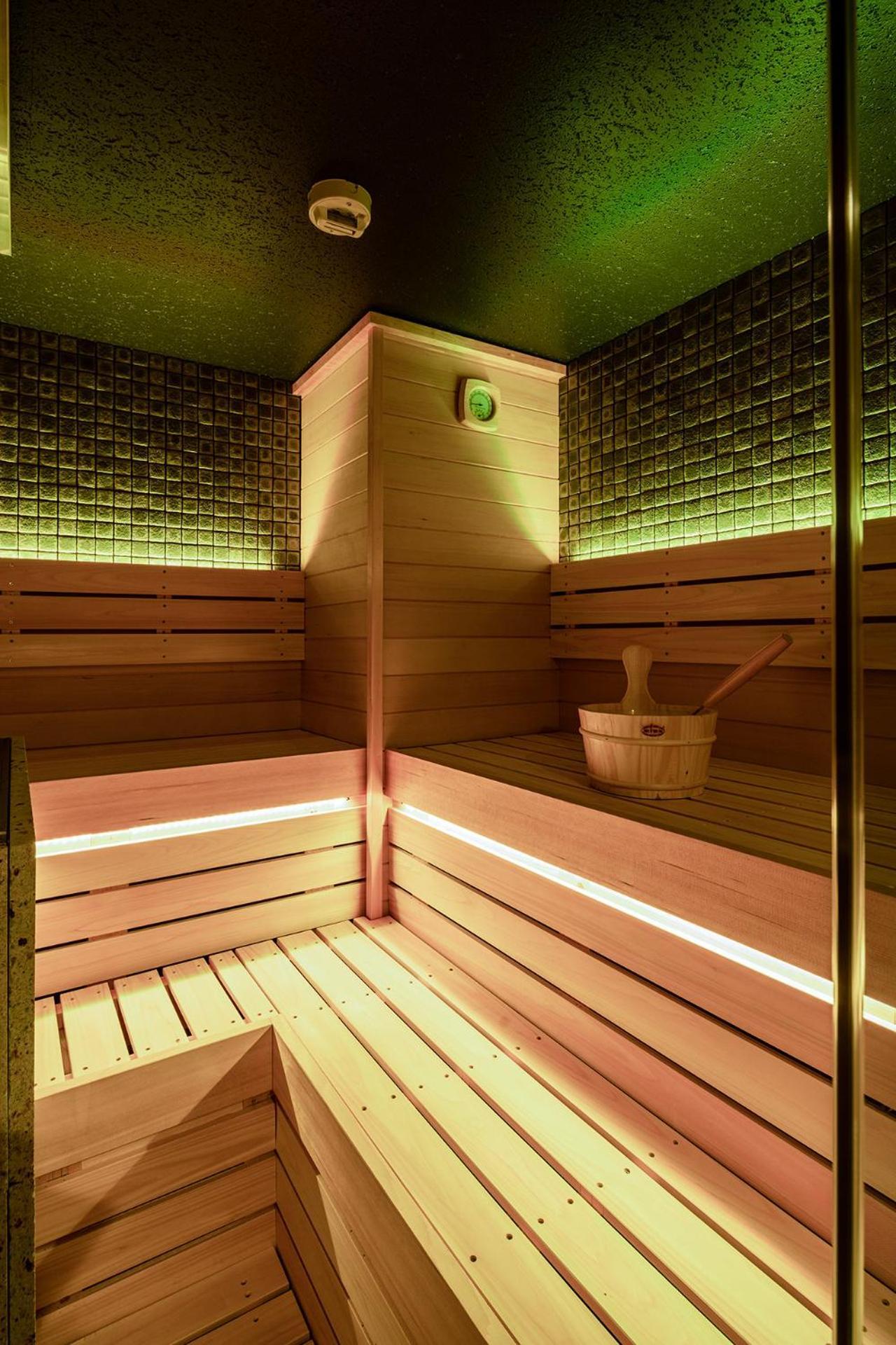 Section L Tsukiji Aparthotel Tokyo Exterior photo